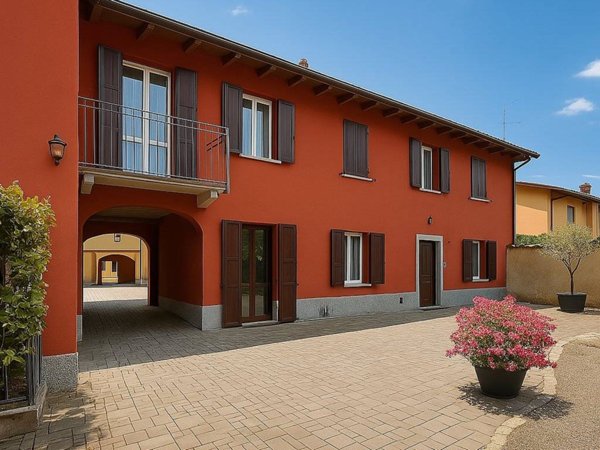 appartamento in vendita a Lurate Caccivio