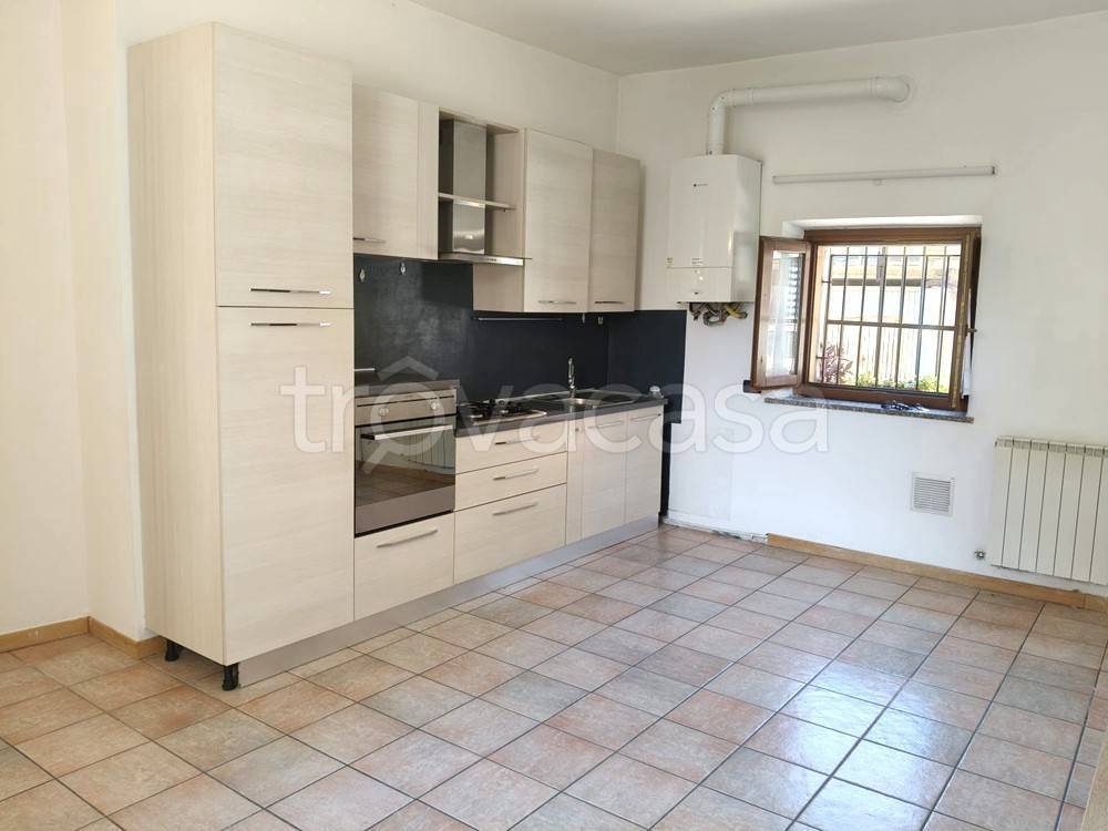 appartamento in vendita a Lurate Caccivio