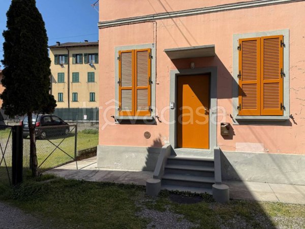 appartamento in vendita a Lurate Caccivio