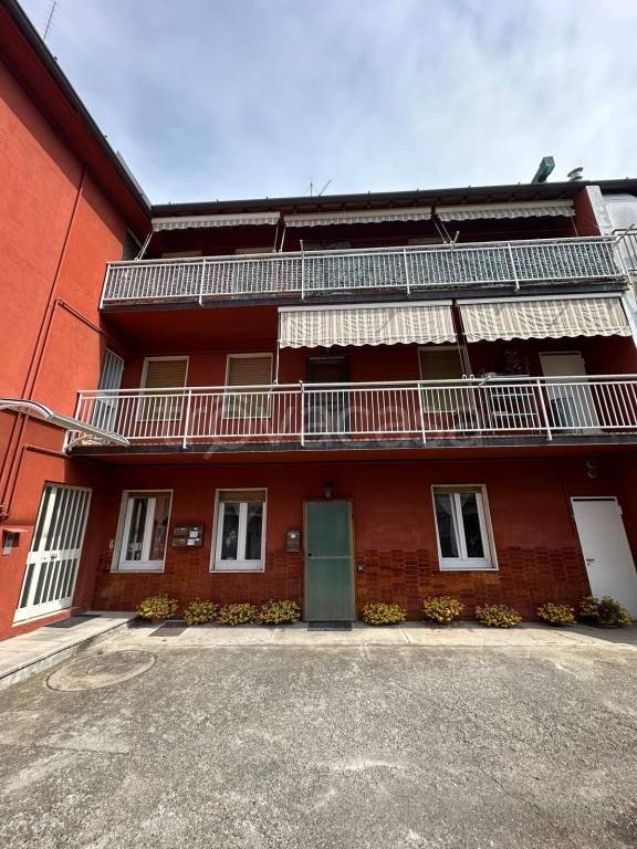 appartamento in vendita a Lurate Caccivio