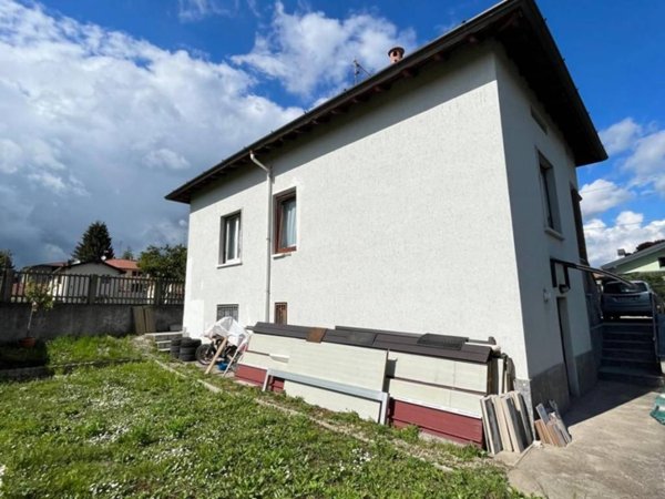 casa indipendente in vendita a Lurate Caccivio