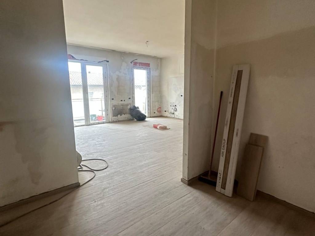 appartamento in vendita a Lurate Caccivio