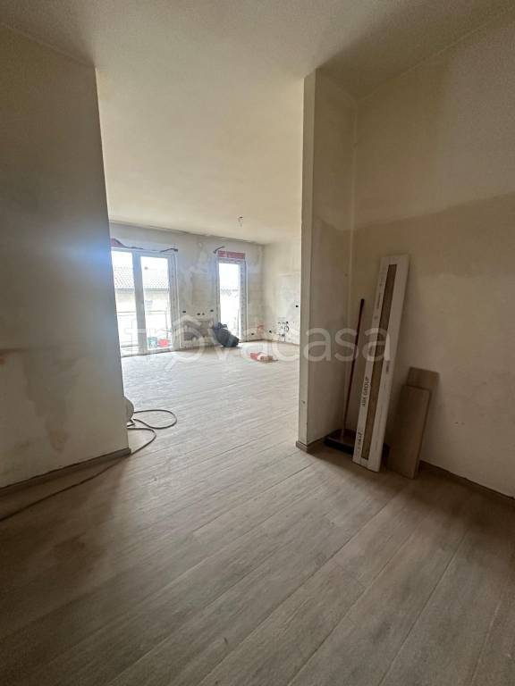 appartamento in vendita a Lurate Caccivio