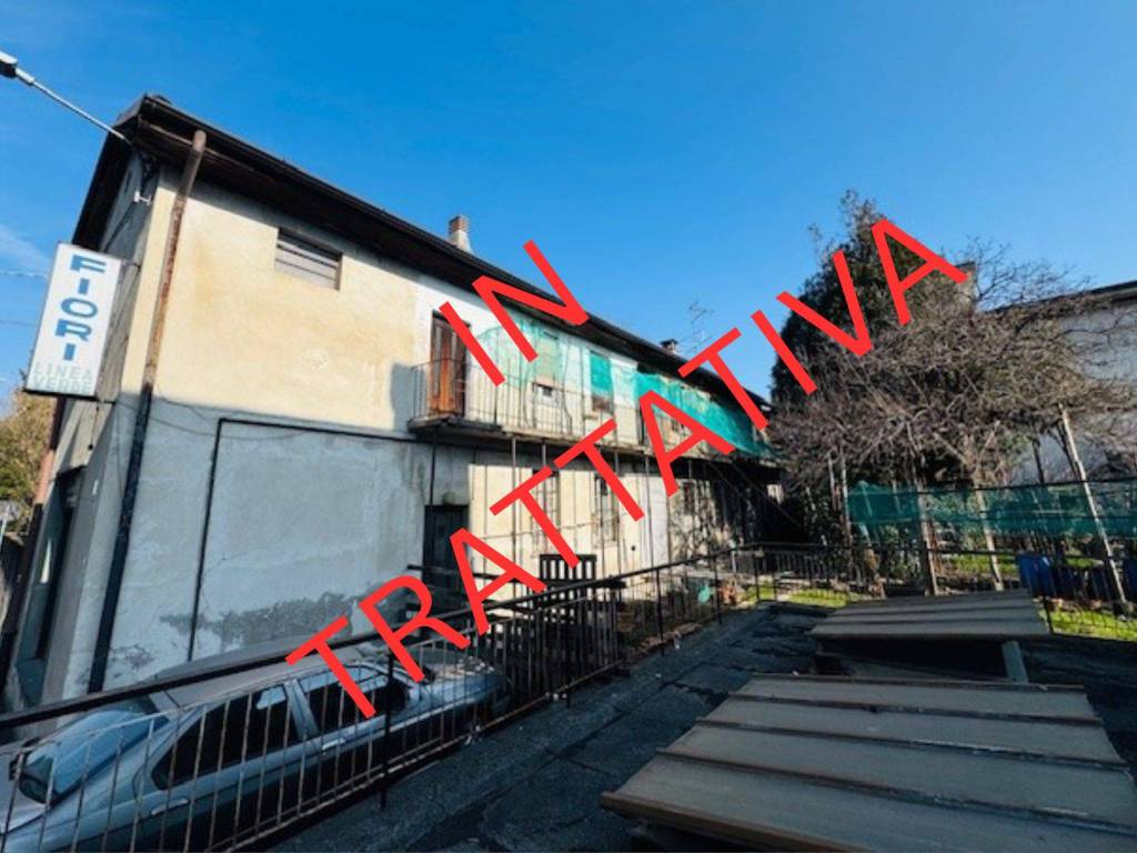 casa indipendente in vendita a Lurate Caccivio