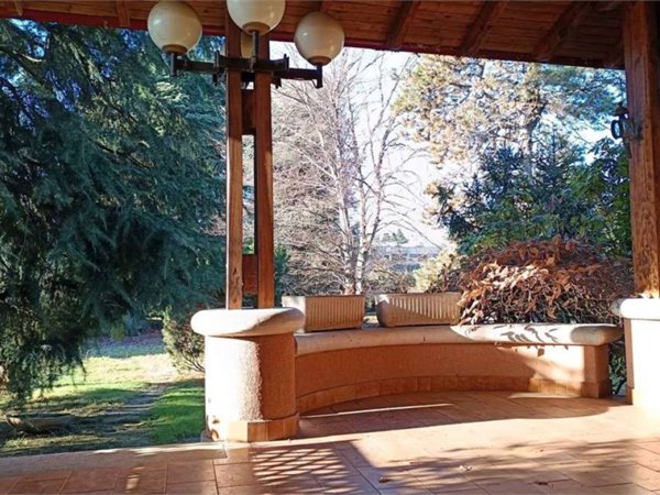 casa indipendente in vendita a Lurate Caccivio in zona Caccivio