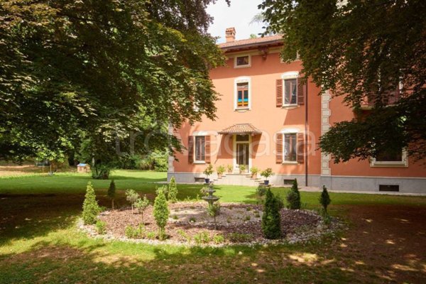 casa indipendente in vendita a Lurate Caccivio