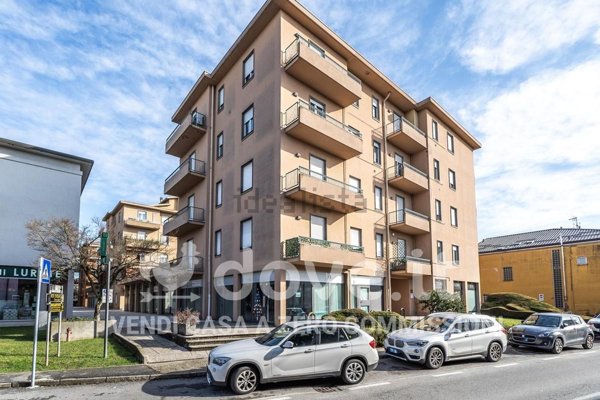appartamento in vendita a Lurate Caccivio
