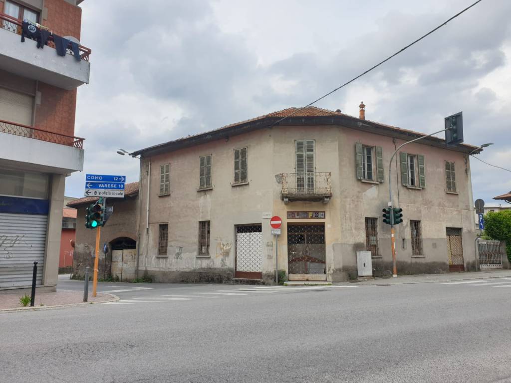appartamento in vendita a Lurate Caccivio