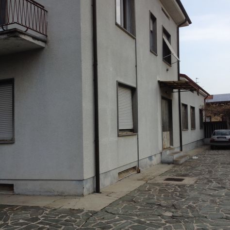 casa indipendente in vendita a Lurate Caccivio