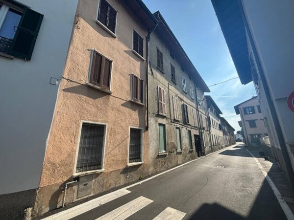 appartamento in vendita a Lurate Caccivio