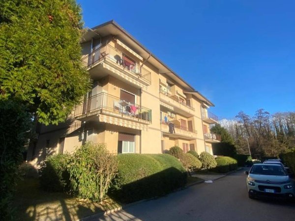 appartamento in vendita a Lurate Caccivio