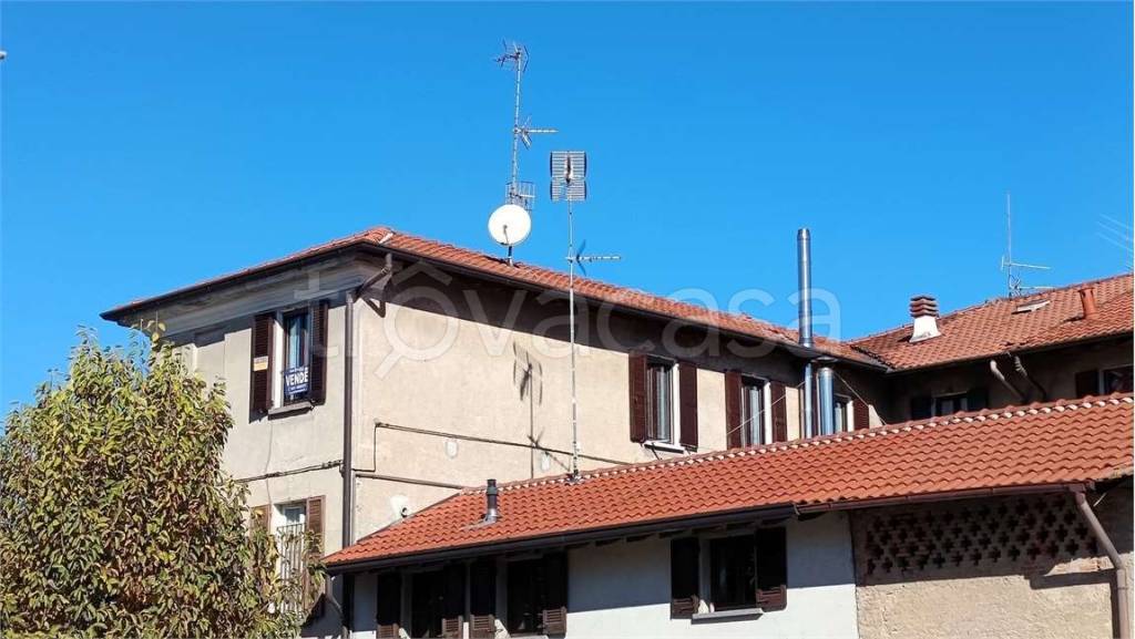 appartamento in vendita a Lurate Caccivio