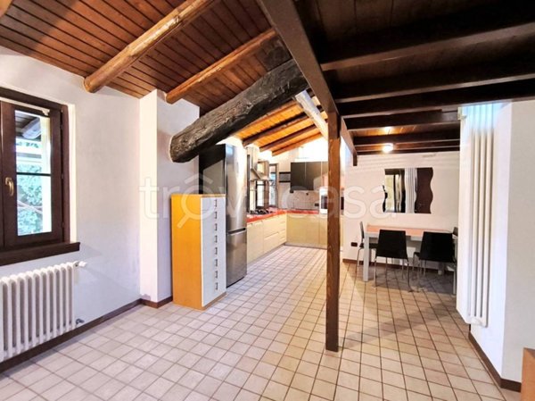 appartamento in vendita a Lurate Caccivio