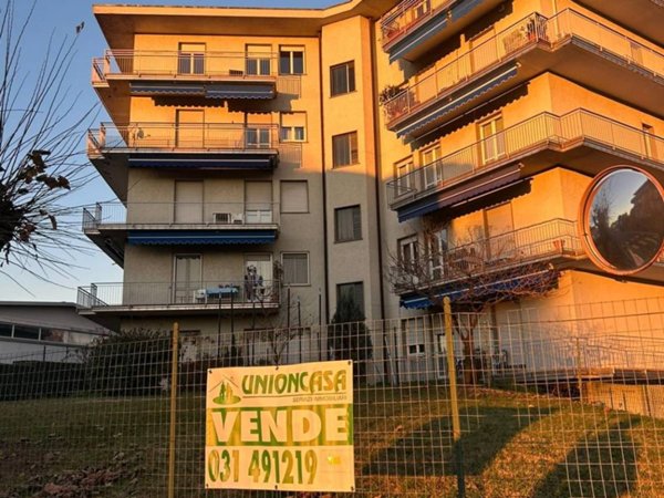 appartamento in vendita a Lurate Caccivio