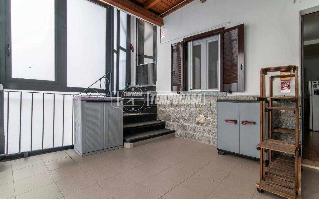 appartamento in vendita a Lurate Caccivio