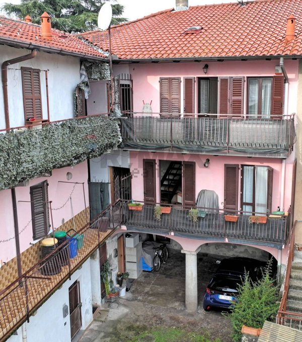 appartamento in vendita a Lurate Caccivio
