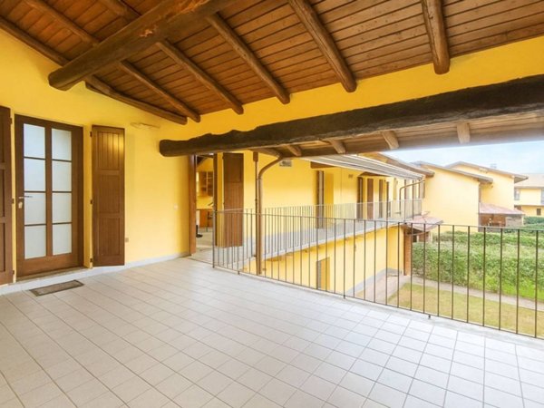 appartamento in vendita a Lurate Caccivio