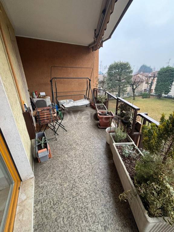 appartamento in vendita a Lurate Caccivio