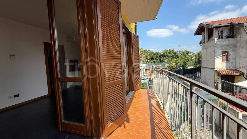 appartamento in vendita a Lurate Caccivio