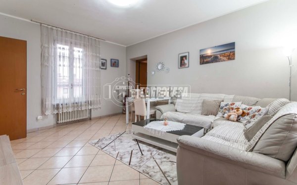 appartamento in vendita a Lurate Caccivio