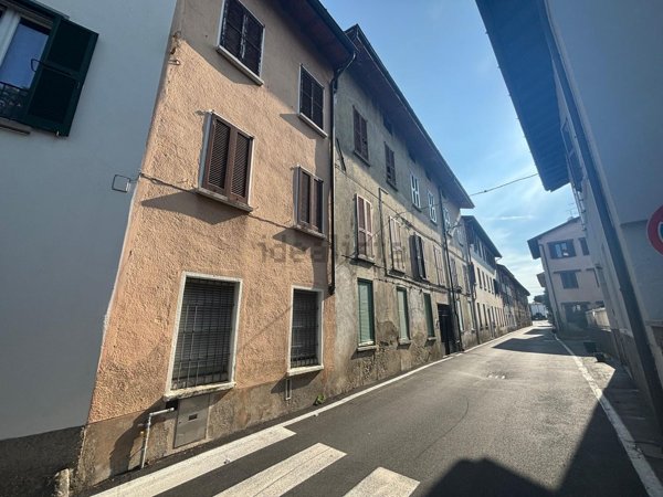 appartamento in vendita a Lurate Caccivio