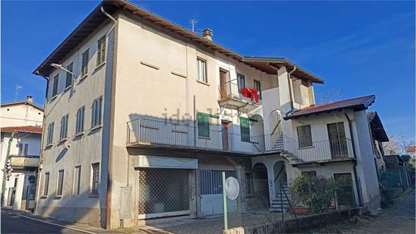 appartamento in vendita a Lurate Caccivio in zona Caccivio