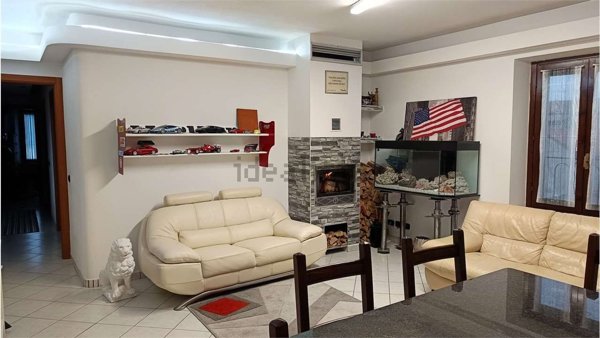 appartamento in vendita a Lurate Caccivio