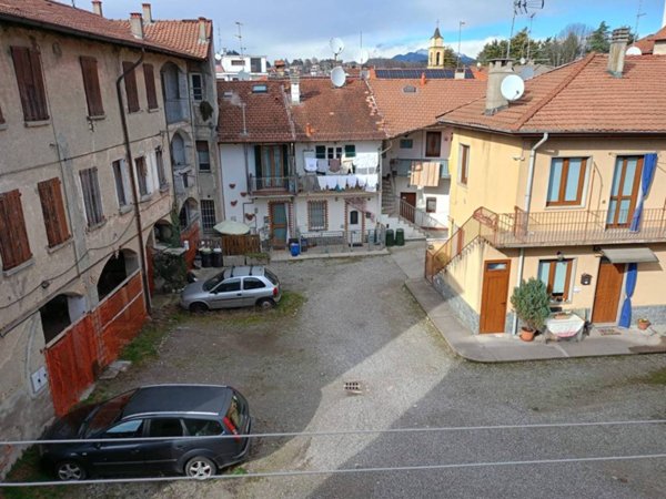 appartamento in vendita a Lurate Caccivio