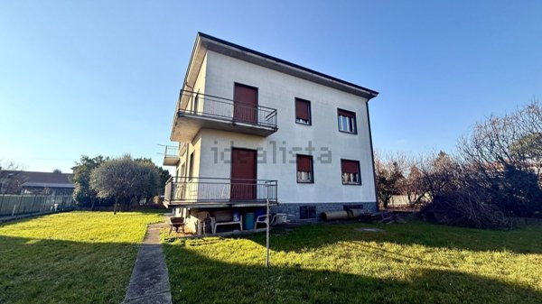 casa indipendente in vendita a Lurate Caccivio