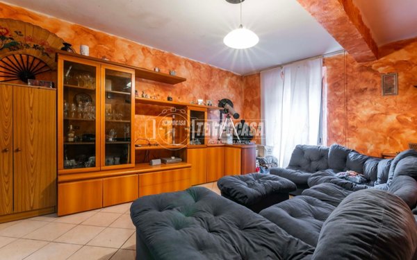 appartamento in vendita a Lurate Caccivio