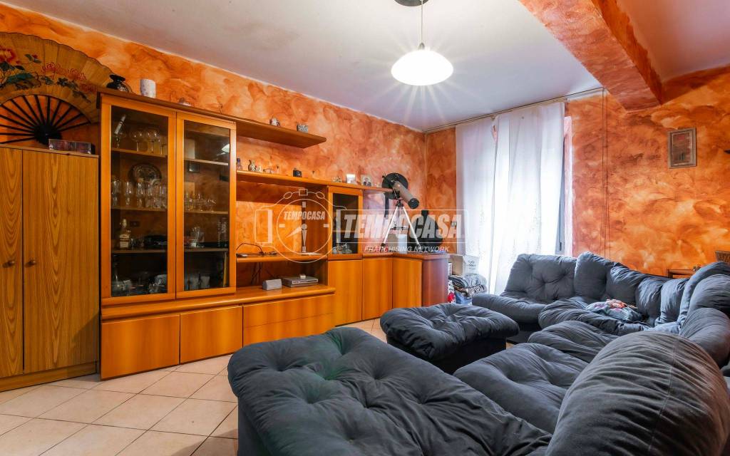 appartamento in vendita a Lurate Caccivio