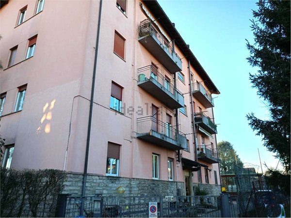 appartamento in vendita a Lurate Caccivio in zona Caccivio