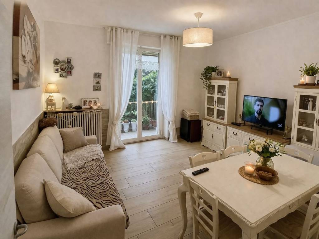 appartamento in vendita a Lurate Caccivio