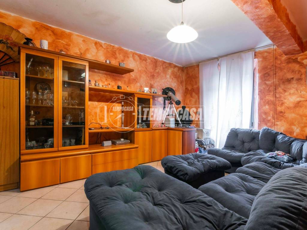 appartamento in vendita a Lurate Caccivio