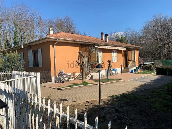 casa indipendente in vendita a Lurate Caccivio