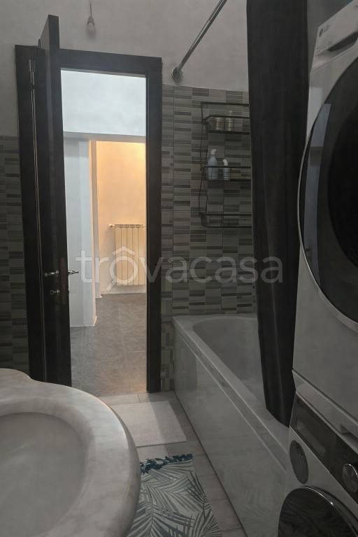 appartamento in vendita a Lurate Caccivio