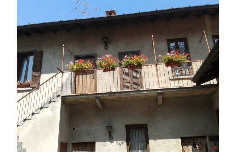 casa indipendente in vendita a Lurate Caccivio