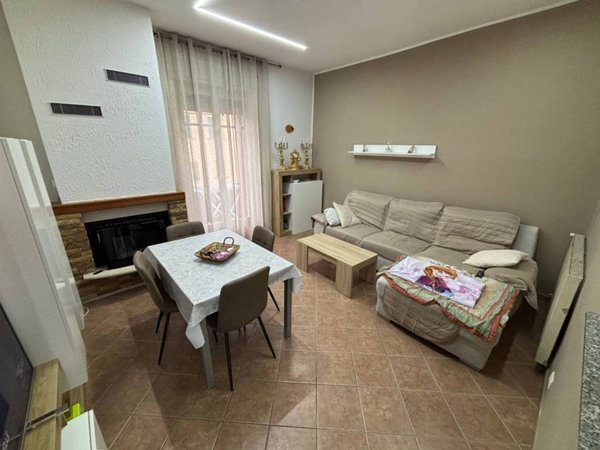 appartamento in vendita a Lurate Caccivio