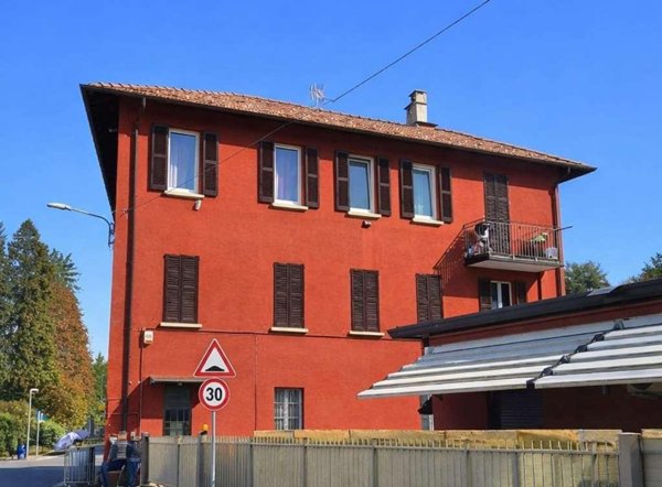 appartamento in vendita a Lurate Caccivio in zona Caccivio