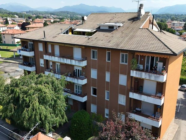 appartamento in vendita a Lurate Caccivio