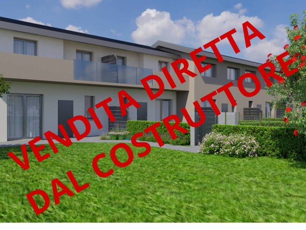 casa indipendente in vendita a Lurate Caccivio