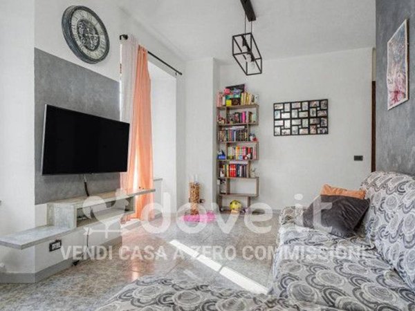 appartamento in vendita a Lurate Caccivio in zona Caccivio