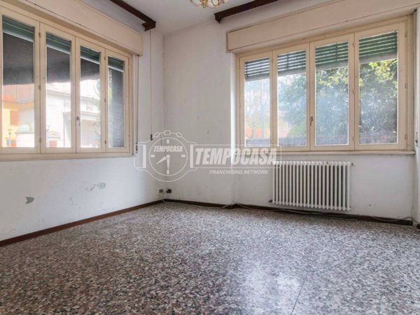 appartamento in vendita a Lurate Caccivio in zona Castello