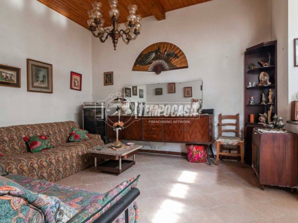 appartamento in vendita a Lurate Caccivio in zona Castello
