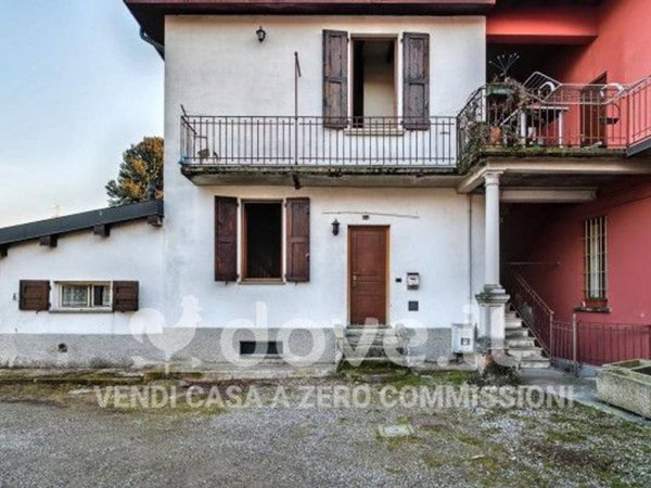 casa indipendente in vendita a Lurate Caccivio in zona Caccivio