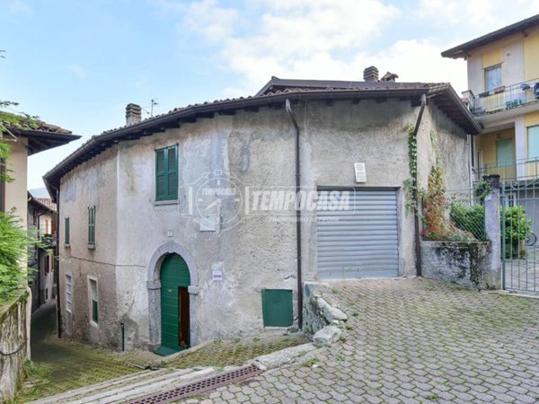 appartamento in vendita a Magreglio