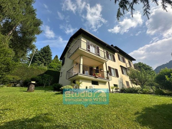 casa indipendente in vendita a Magreglio