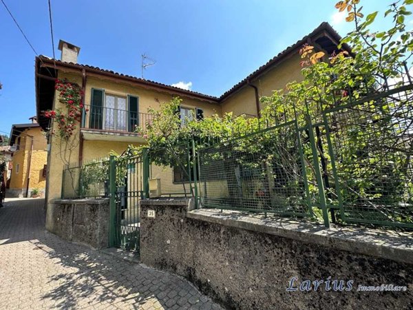 casa indipendente in vendita a Magreglio