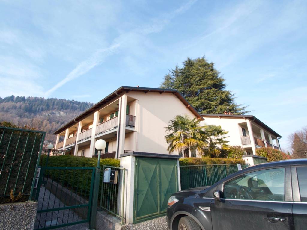 appartamento in vendita a Magreglio