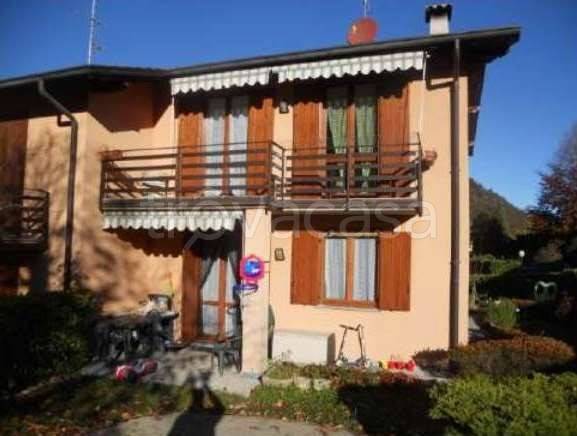 casa indipendente in vendita a Magreglio